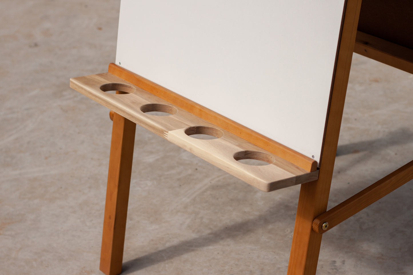 לוח ציור מעץ מלא - ענק ודו צדדי - Qtoys