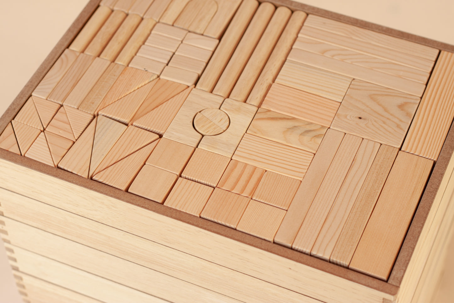 ערכת בלוקים ענקית צבע טבעי - 207 חלקים - Qtoys