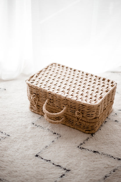 Jute Picnic Suitcase