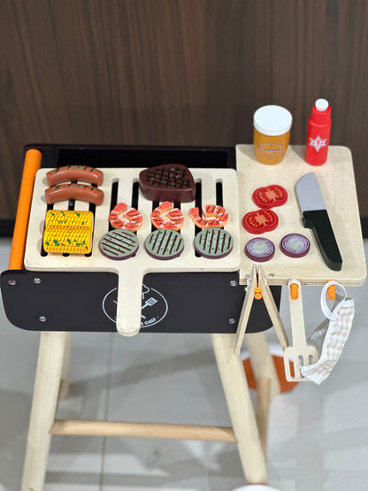 Wooden grill for a child - including accessories